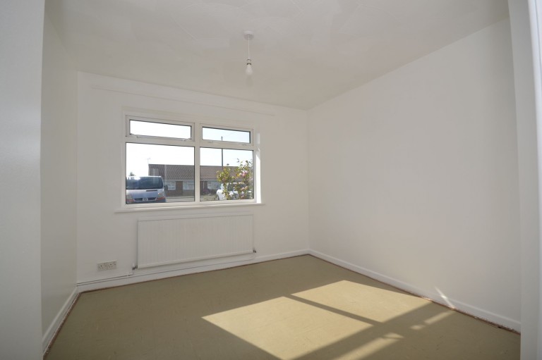 Images for Glen Crescent, Selsey, PO20