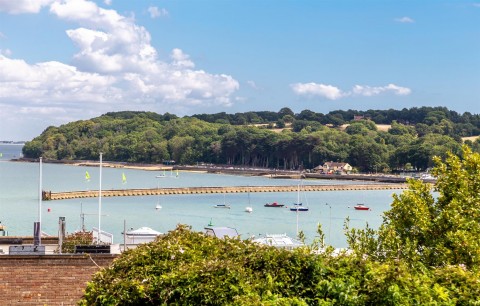 Click the photo for more details of Cowes, Isle Of Wight