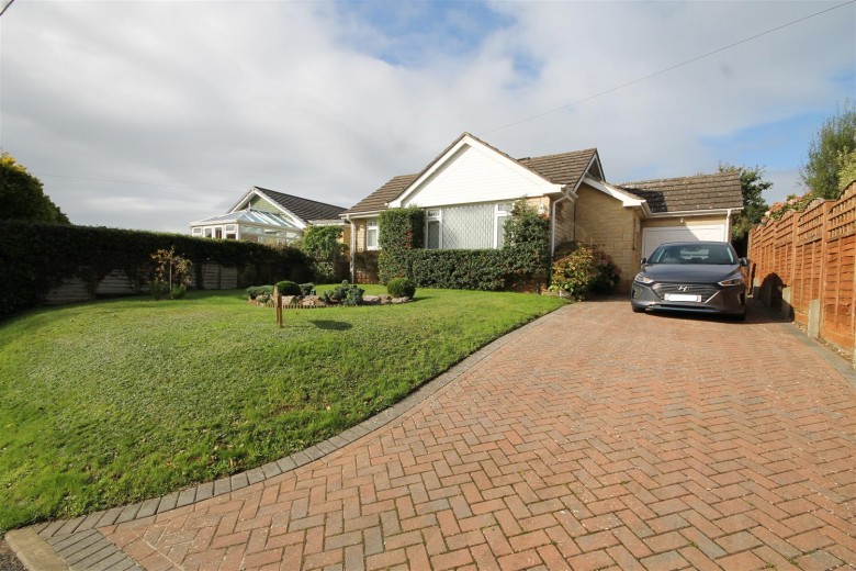 Click the photo for more details of Moor Lane, Brighstone