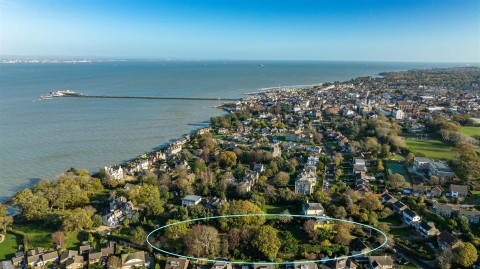 Click the photo for more details of Ryde, Isle of Wight