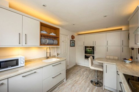 Click the photo for more details of Wyvern Place, Warnham, RH12