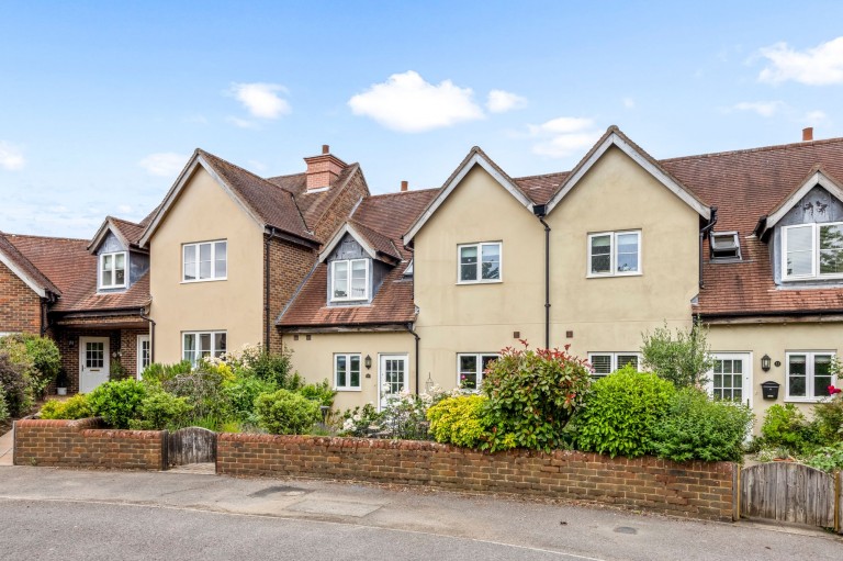Images for Wyvern Place, Warnham, RH12
