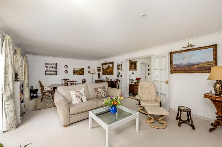 Images for Wyvern Place, Warnham, RH12