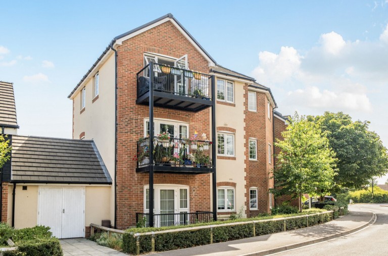 Images for Chatsworth Road, Chichester, PO19