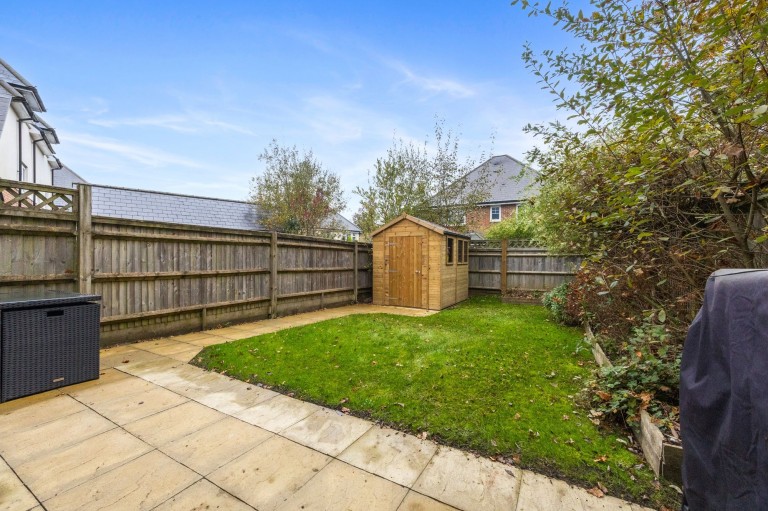 Images for Kilnwood Close, Faygate, RH12