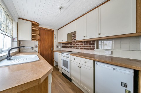 Click the photo for more details of Green Lane, Chichester, PO19