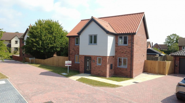 Click the photo for more details of Worlingworth, Near Framlingham, Suffolk