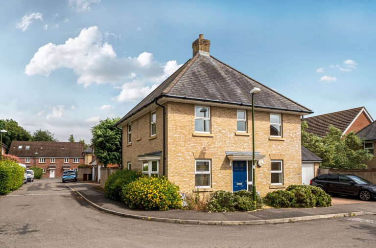Images for Cuckoo Fields, Fishbourne, PO18