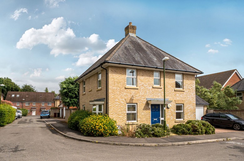 Click the photo for more details of Cuckoo Fields, Fishbourne, PO18