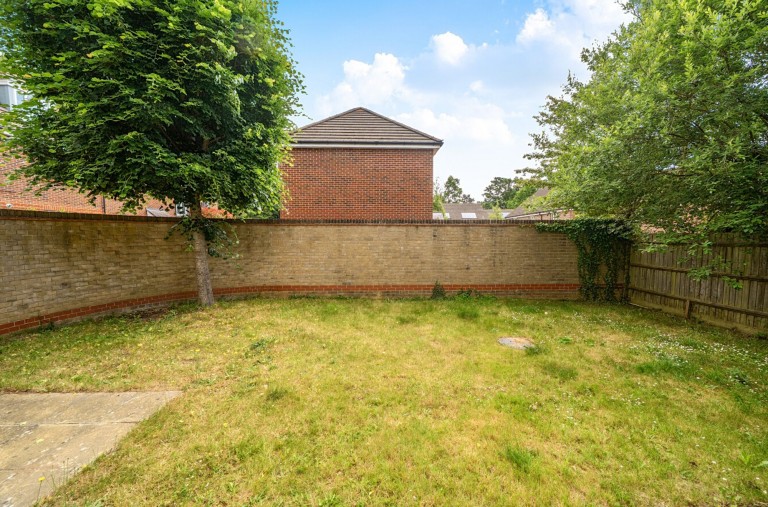 Images for Cuckoo Fields, Fishbourne, PO18