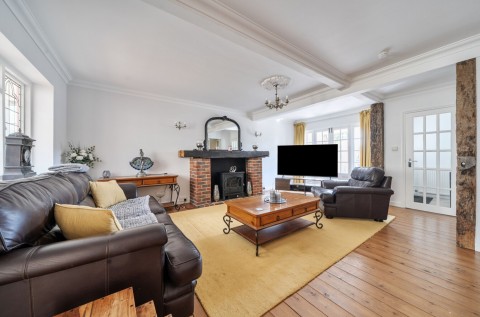 Click the photo for more details of The Close, Selsey, PO20