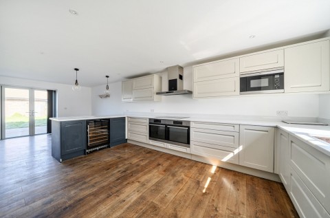 Click the photo for more details of Stocks Lane, East Wittering, PO20