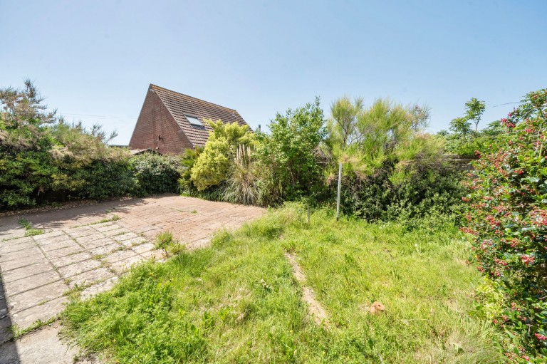 Images for Pond Road, Bracklesham Bay, PO20
