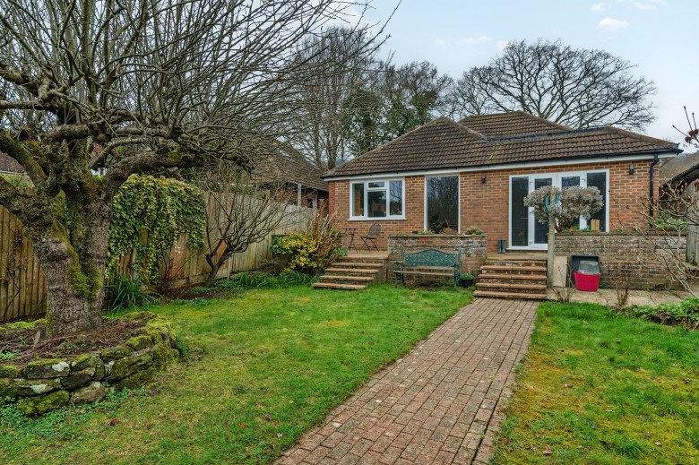 Click the photo for more details of Oak Tree Lane, Haslemere, GU27