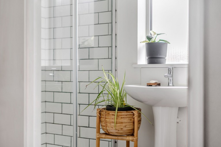 Images for Oak Tree Lane, Haslemere, GU27