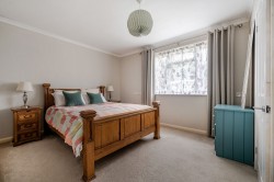 Images for Oak Tree Lane, Haslemere, GU27