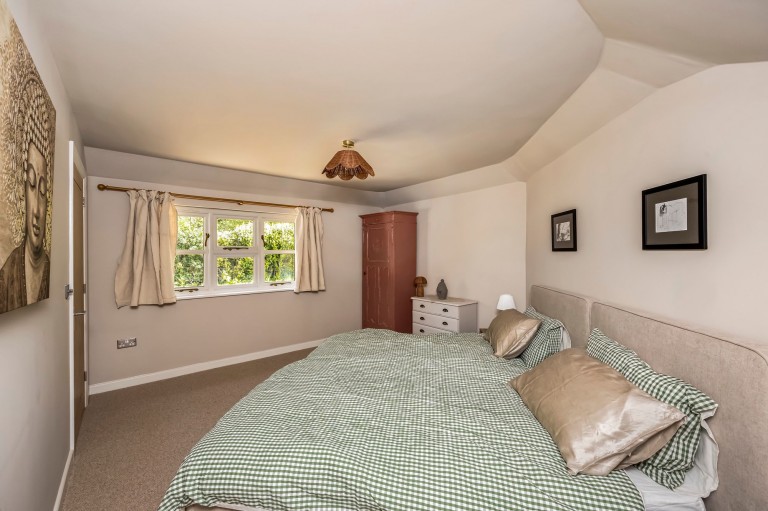 Images for Wimlands Lane, Faygate, RH12