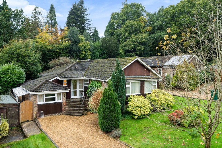 Click the photo for more details of Carron Lane, Midhurst, GU29