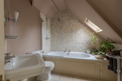 Images for Chiltley Lane, Liphook, GU30
