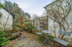 Images for Sandrock, Haslemere, GU27