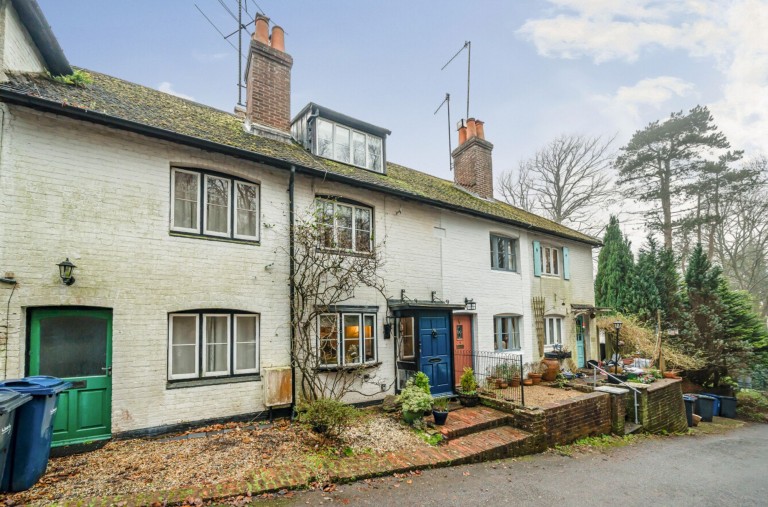 Images for Sandrock, Haslemere, GU27
