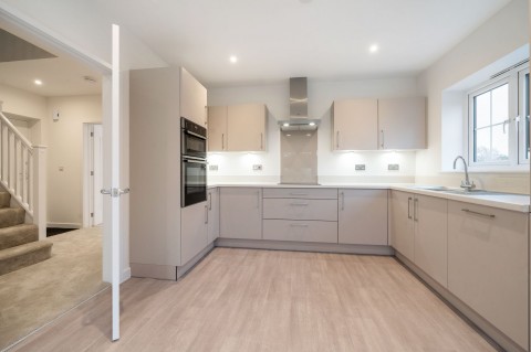 Click the photo for more details of Main Road, Yapton, BN18
