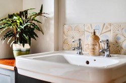 Images for Lower Road, Grayswood, GU27