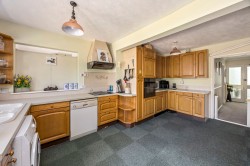 Images for Thornden, Cowfold, RH13