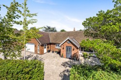 Images for Thornden, Cowfold, RH13