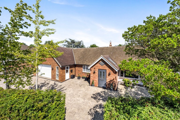 Images for Thornden, Cowfold, RH13