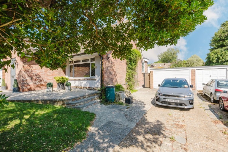 Images for Thornden, Cowfold, RH13