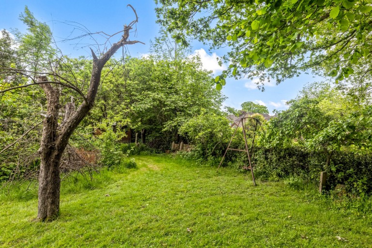 Images for Smithbarn, Horsham, RH13