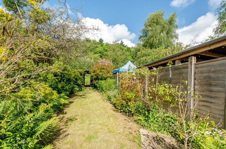Images for Lion Lane, Haslemere, GU27