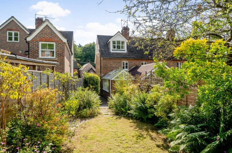 Images for Lion Lane, Haslemere, GU27