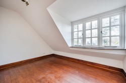 Images for Hollycombe, Liphook, GU30