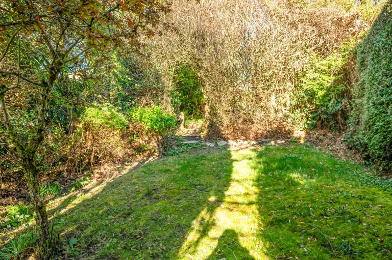 Images for Hollycombe, Liphook, GU30