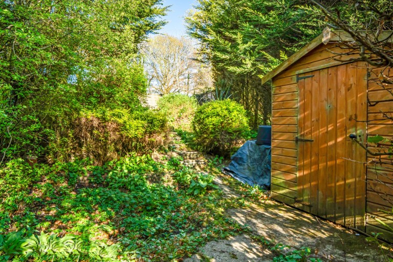 Images for Hollycombe, Liphook, GU30