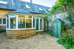 Images for Hollycombe, Liphook, GU30