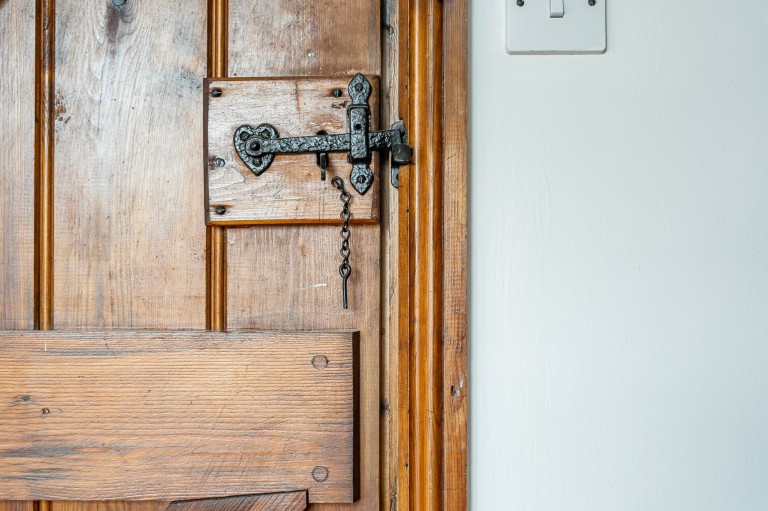 Images for Hollycombe, Liphook, GU30