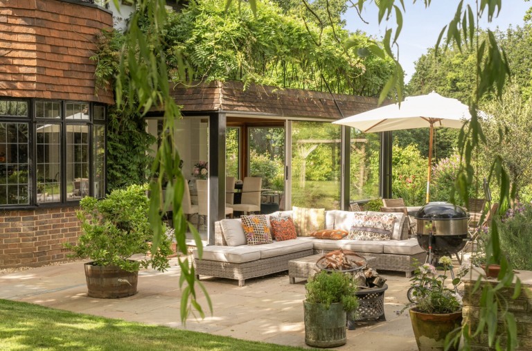 Images for Ballsdown, Chiddingfold, GU8
