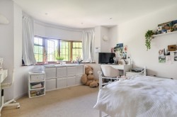 Images for Ballsdown, Chiddingfold, GU8