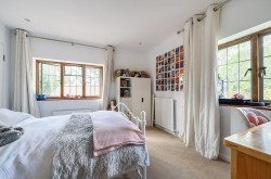 Images for Ballsdown, Chiddingfold, GU8