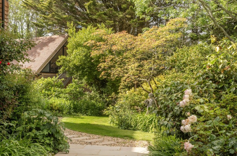 Images for Ballsdown, Chiddingfold, GU8
