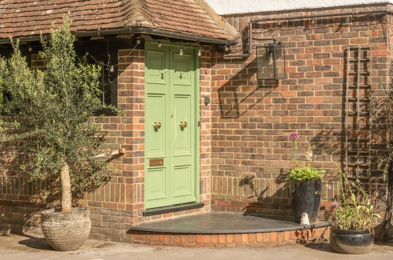 Images for Ballsdown, Chiddingfold, GU8