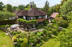 Images for Ballsdown, Chiddingfold, GU8