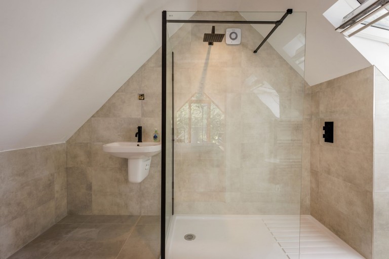Images for Ballsdown, Chiddingfold, GU8