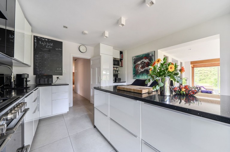 Images for Ballsdown, Chiddingfold, GU8