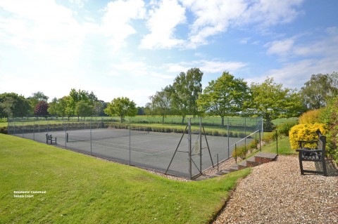 Click the photo for more details of Selham Close, Chichester, PO19