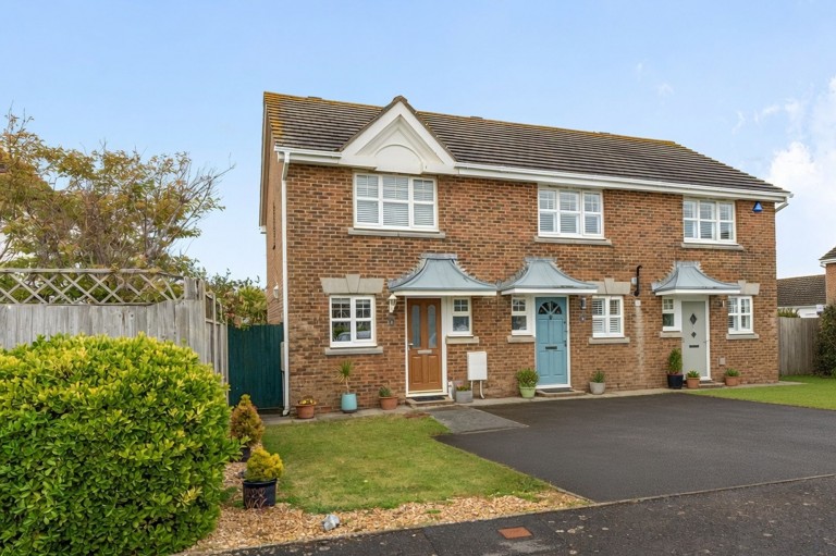 Images for Norman Way, Middleton-On-Sea, PO22