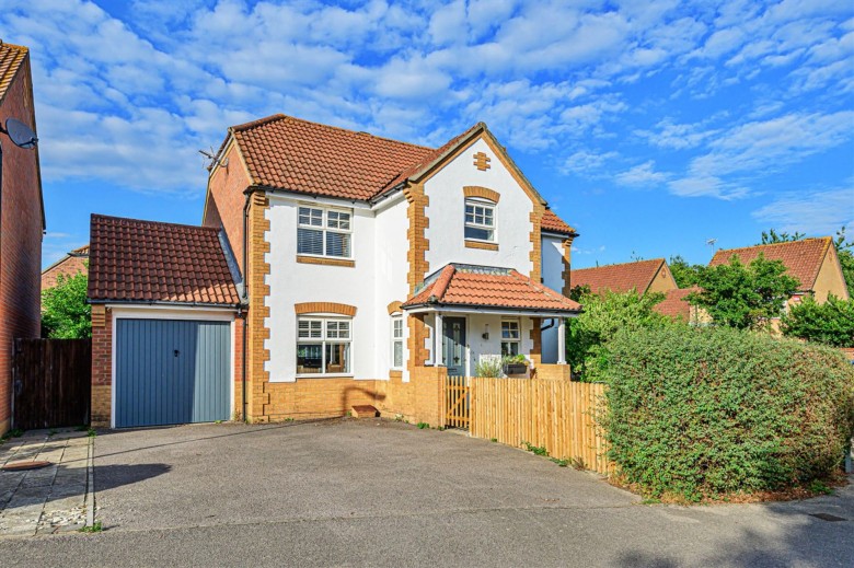 Click the photo for more details of Snowberry Crescent, Havant, PO9